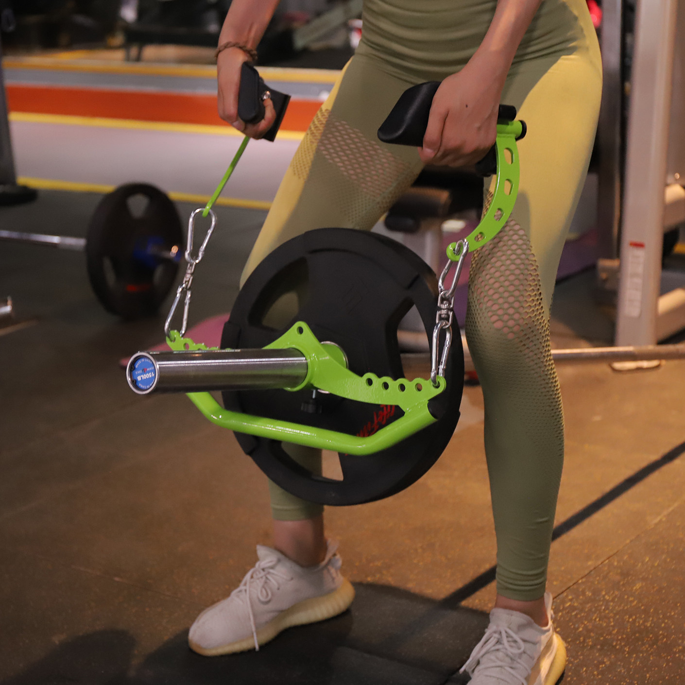 Uchwyty do ćwiczeń lat pull do – Lat Pulldown Bar recenzja i cena